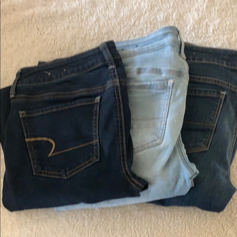 3 pairs of American Eagle jeggings